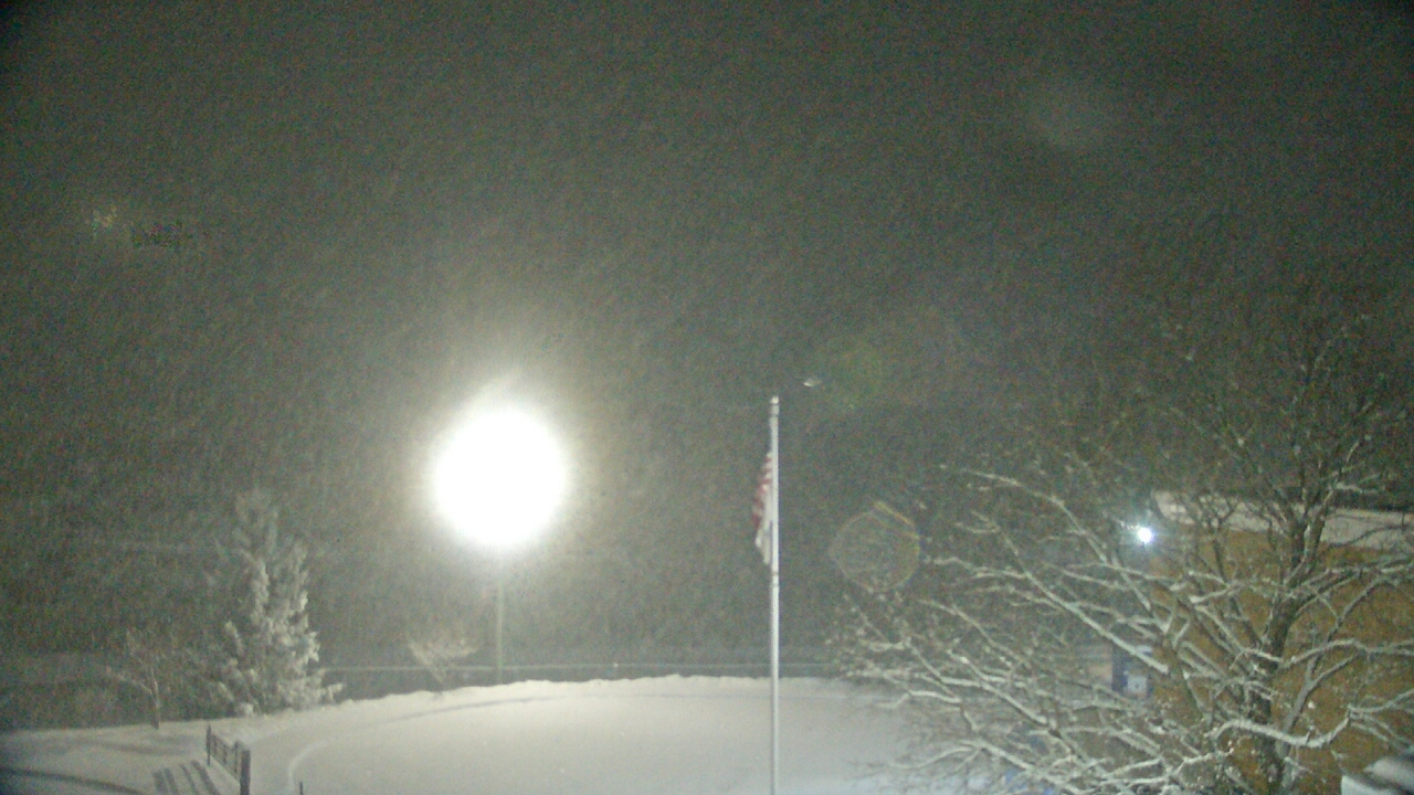 Thumbnail for current weather camera view from Grass Lake School District 36 in Antioch, Illinois