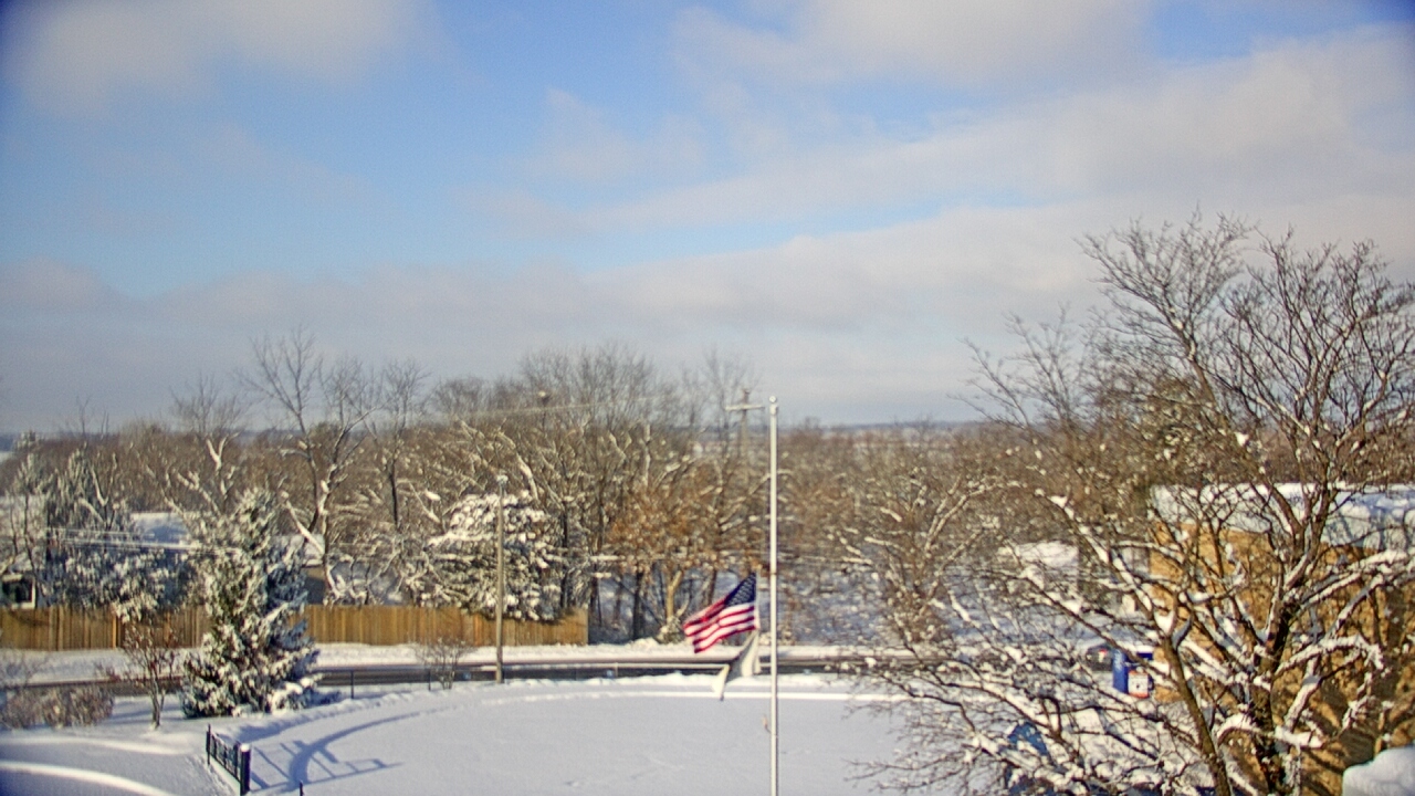 Thumbnail for current weather camera view from Grass Lake School District 36 in Antioch, Illinois