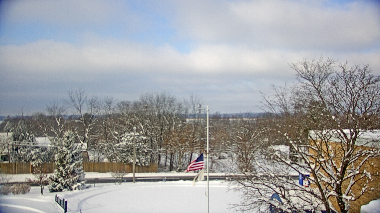 Thumbnail for current weather camera view from Grass Lake School District 36 in Antioch, Illinois