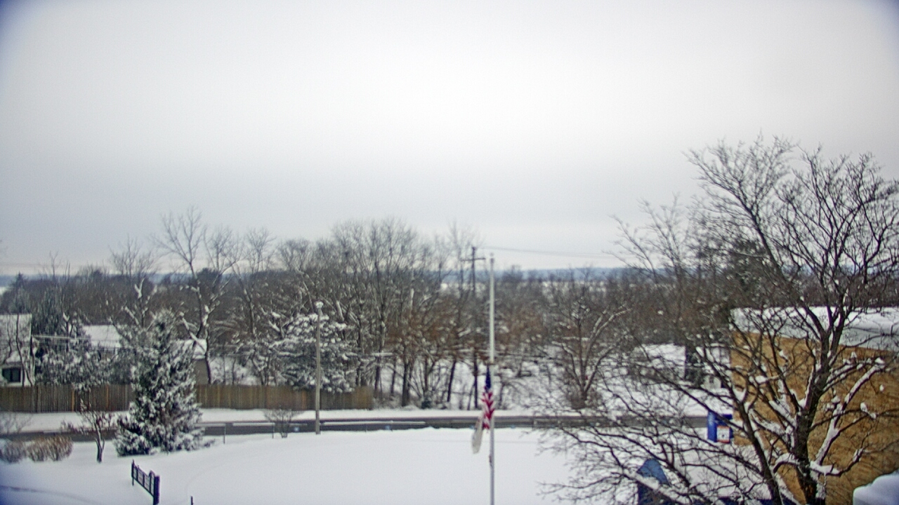 Thumbnail for current weather camera view from Grass Lake School District 36 in Antioch, Illinois