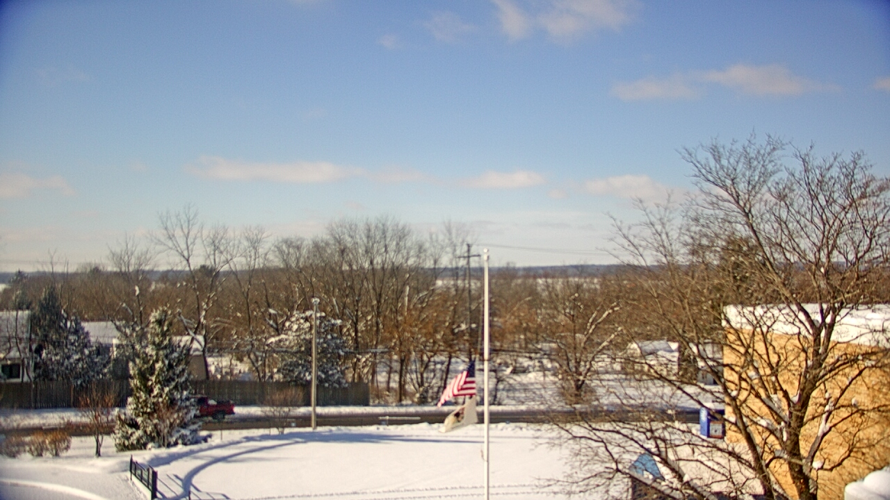 Thumbnail for current weather camera view from Grass Lake School District 36 in Antioch, Illinois