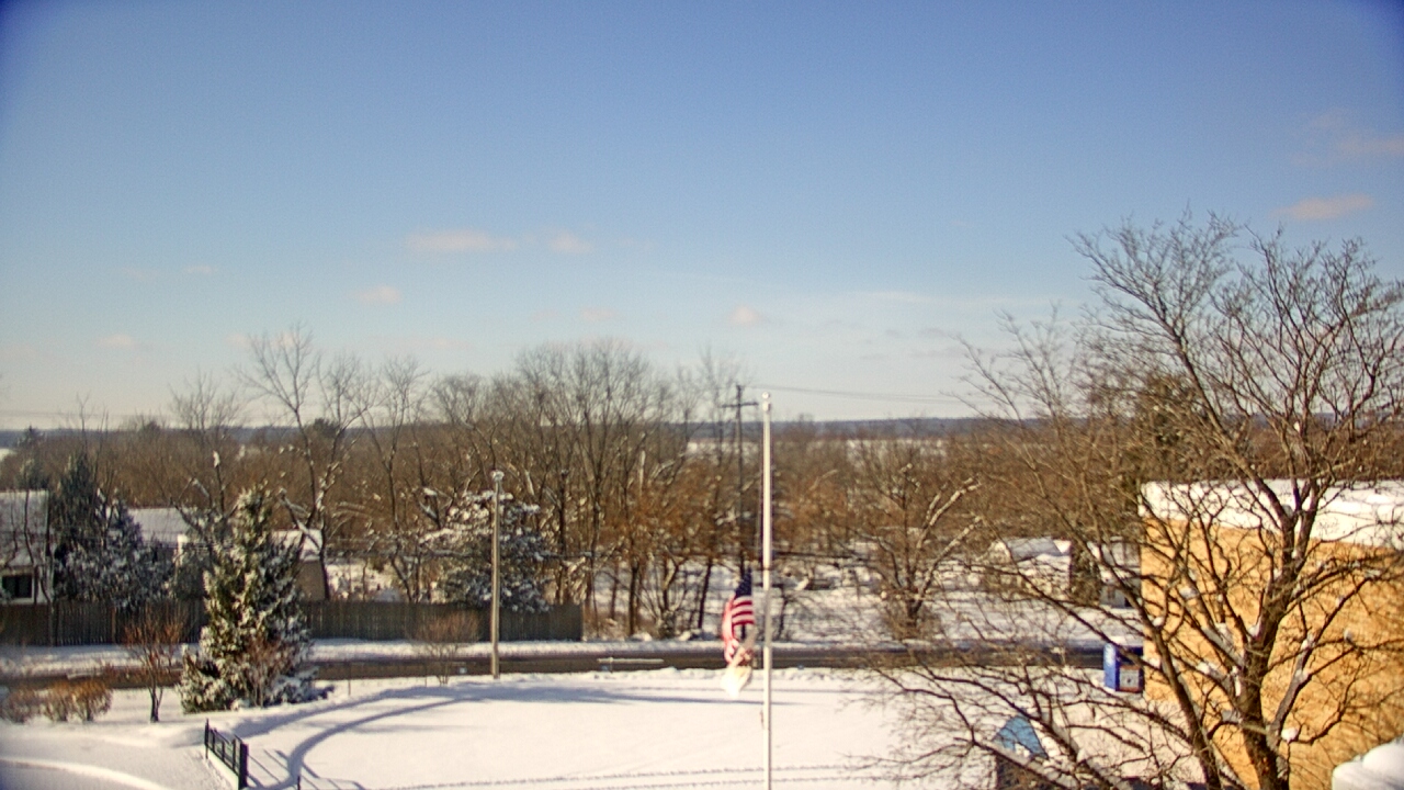 Thumbnail for current weather camera view from Grass Lake School District 36 in Antioch, Illinois