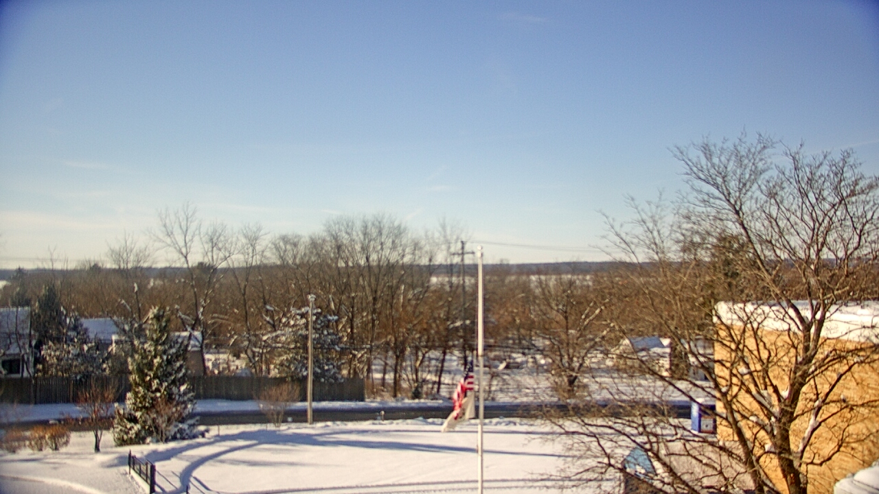 Thumbnail for current weather camera view from Grass Lake School District 36 in Antioch, Illinois