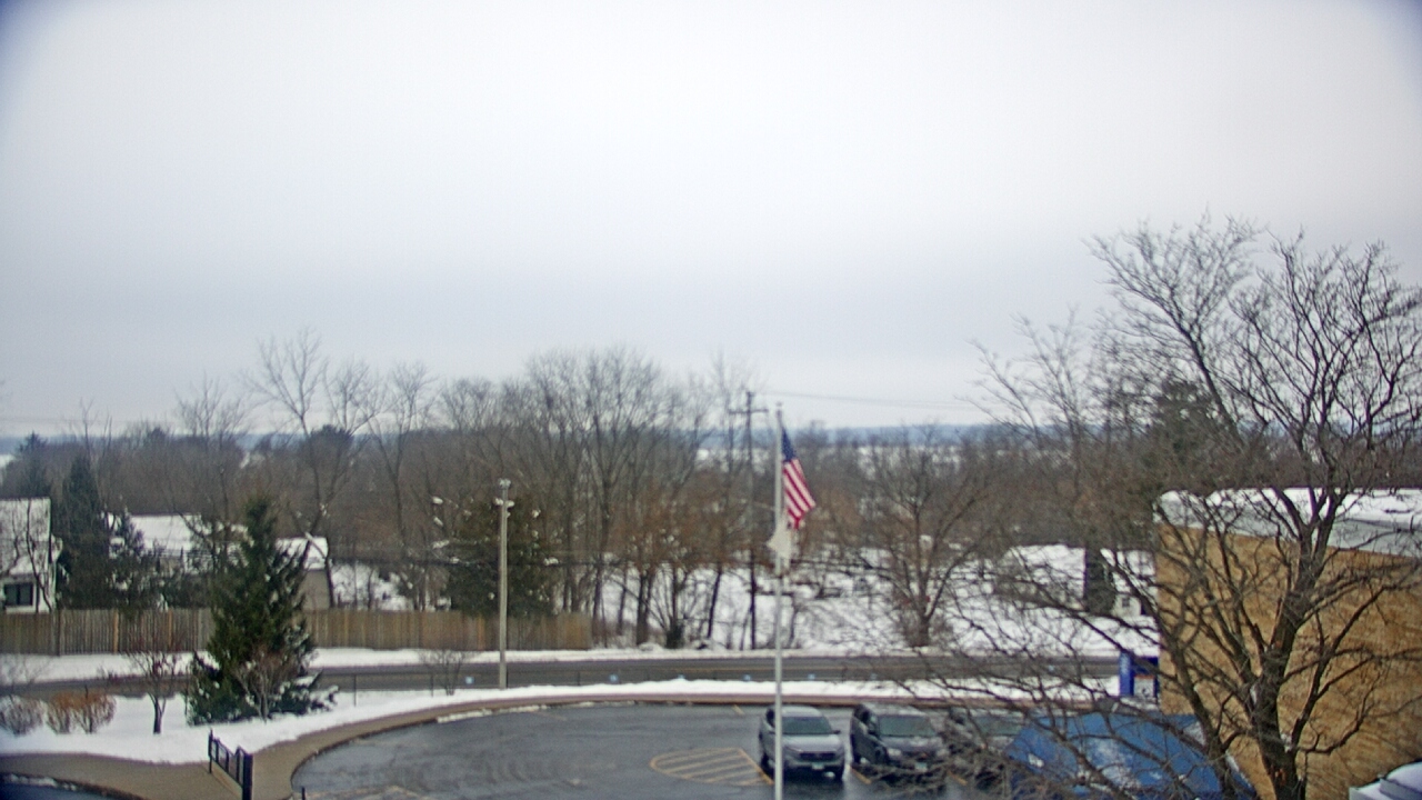 Thumbnail for current weather camera view from Grass Lake School District 36 in Antioch, Illinois