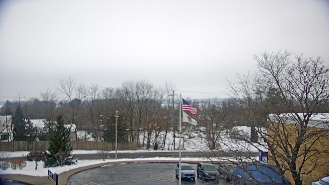 Thumbnail for current weather camera view from Grass Lake School District 36 in Antioch, Illinois