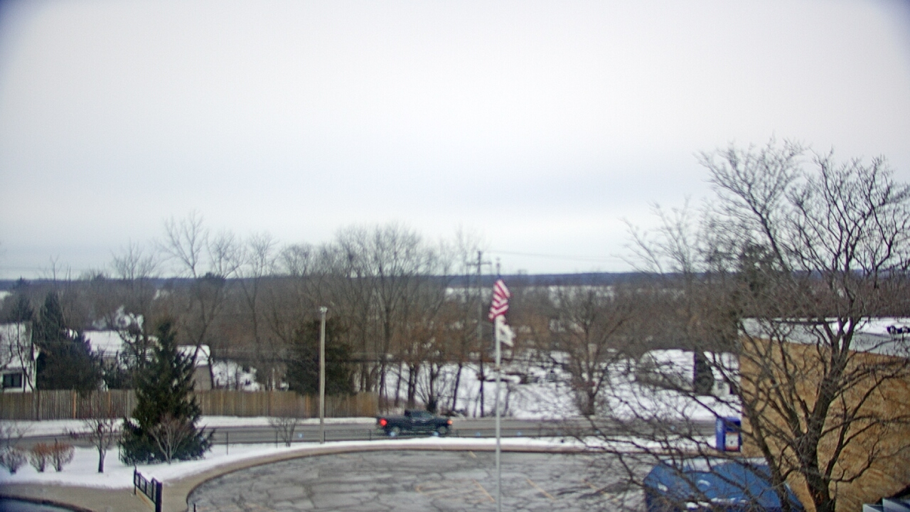 Thumbnail for current weather camera view from Grass Lake School District 36 in Antioch, Illinois