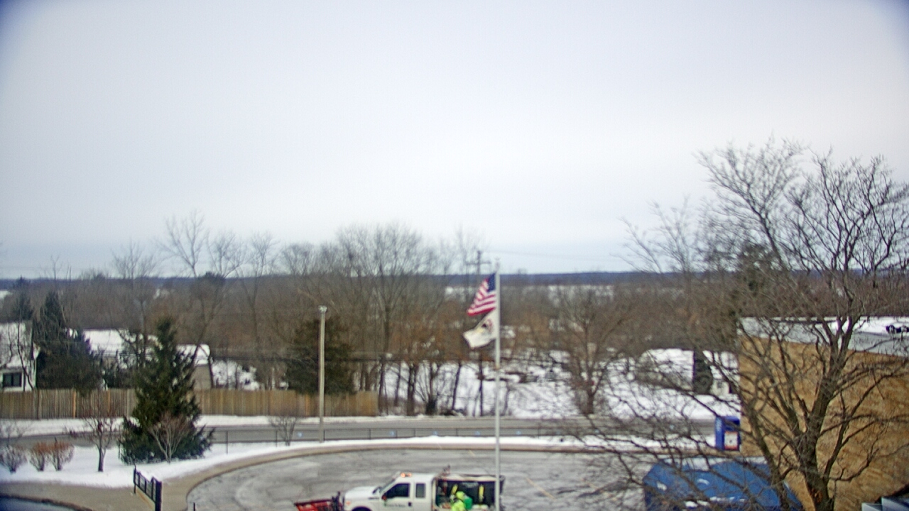 Thumbnail for current weather camera view from Grass Lake School District 36 in Antioch, Illinois