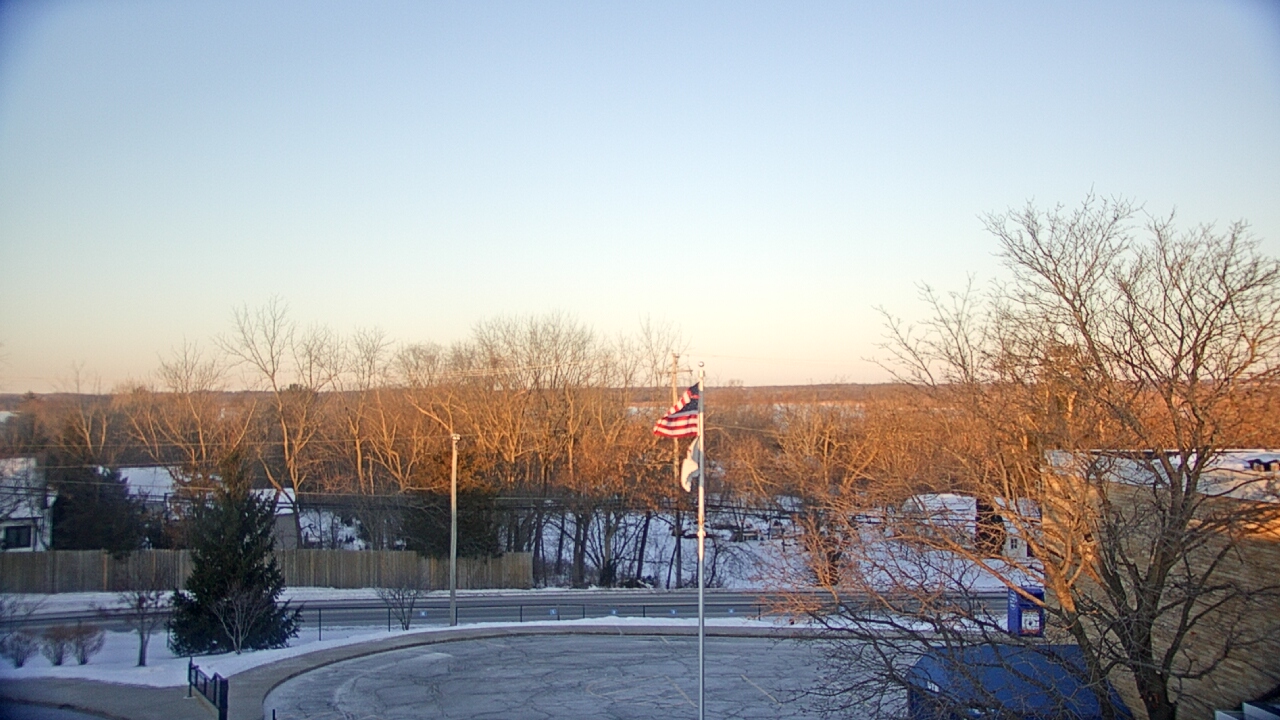 Thumbnail for current weather camera view from Grass Lake School District 36 in Antioch, Illinois