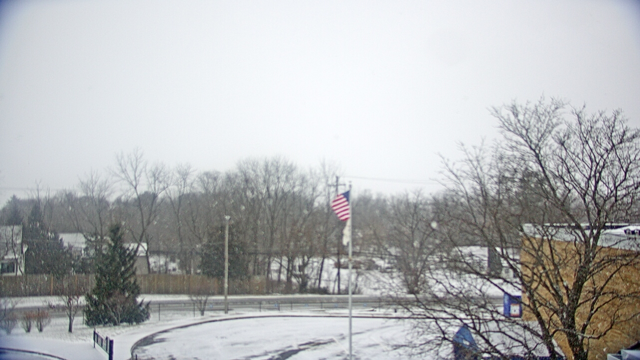 Thumbnail for current weather camera view from Grass Lake School District 36 in Antioch, Illinois