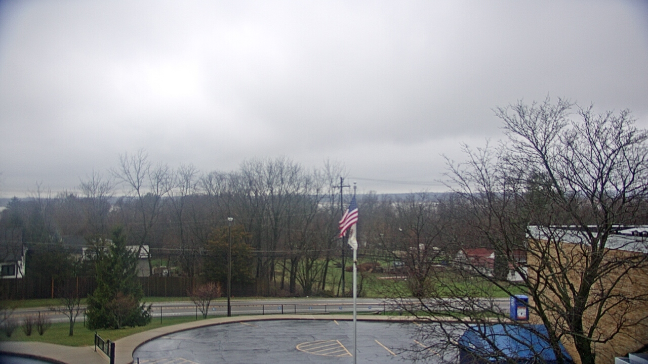 Thumbnail for current weather camera view from Grass Lake School District 36 in Antioch, Illinois
