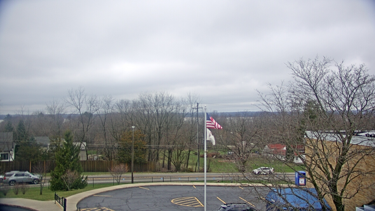 Thumbnail for current weather camera view from Grass Lake School District 36 in Antioch, Illinois