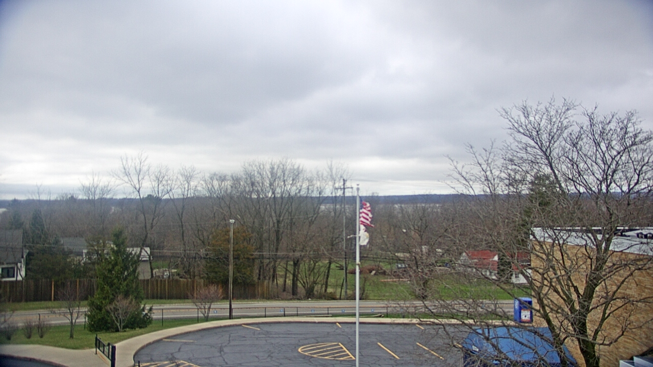 Thumbnail for current weather camera view from Grass Lake School District 36 in Antioch, Illinois