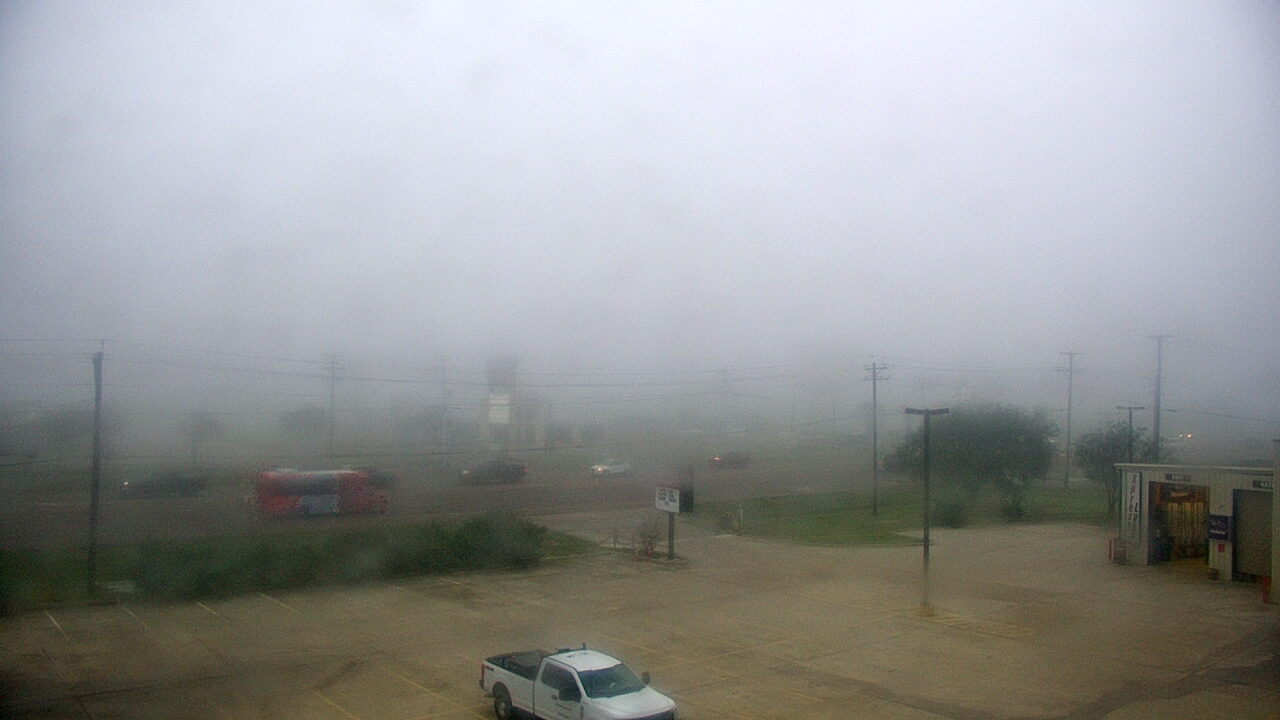 Thumbnail for current weather camera view from AOC Auto Parts in Corpus Christi, Texas