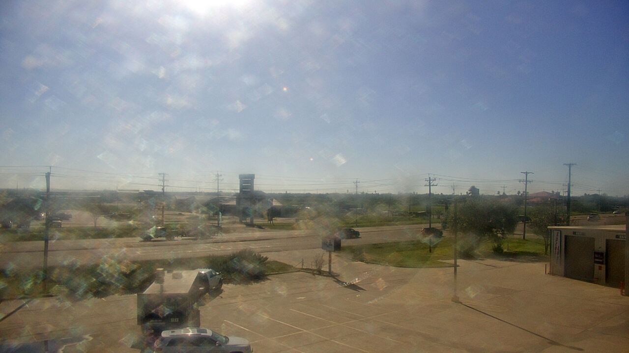 Thumbnail for current weather camera view from AOC Auto Parts in Corpus Christi, Texas