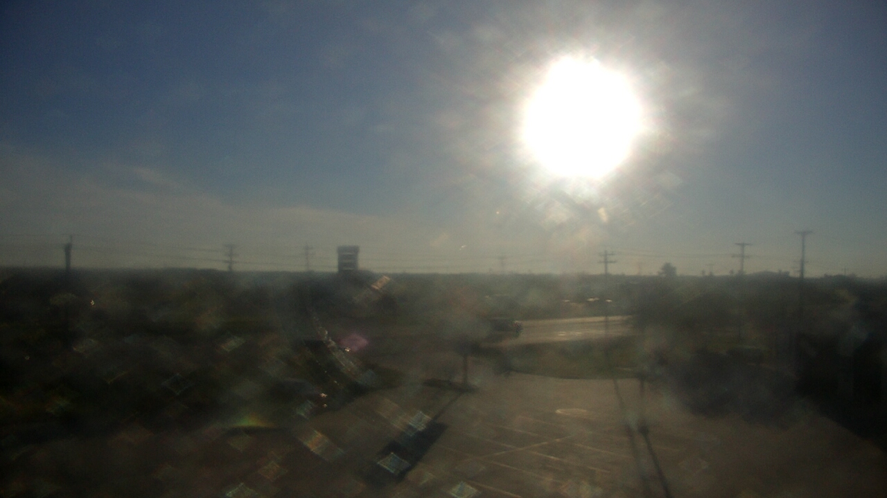Thumbnail for current weather camera view from AOC Auto Parts in Corpus Christi, Texas