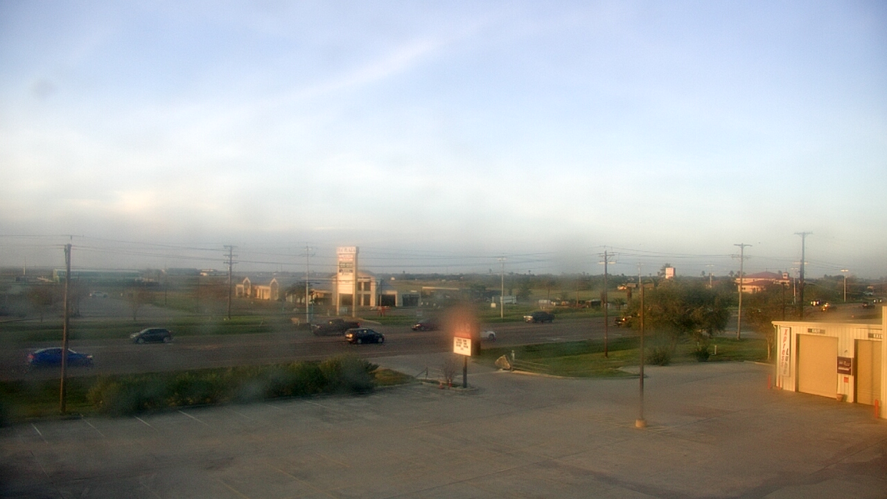 Thumbnail for current weather camera view from AOC Auto Parts in Corpus Christi, Texas