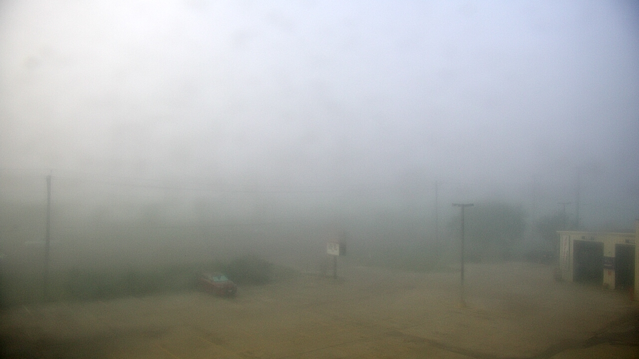 Thumbnail for current weather camera view from AOC Auto Parts in Corpus Christi, Texas