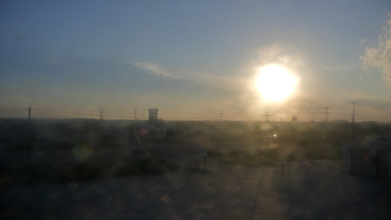 Thumbnail for current weather camera view from AOC Auto Parts in Corpus Christi, Texas