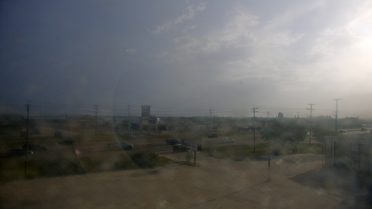 Thumbnail for current weather camera view from AOC Auto Parts in Corpus Christi, Texas