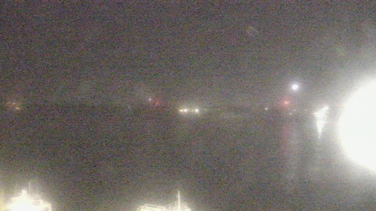 Thumbnail for current weather camera view from SBPG Port Ship Service Arabi in Arabi, Louisiana