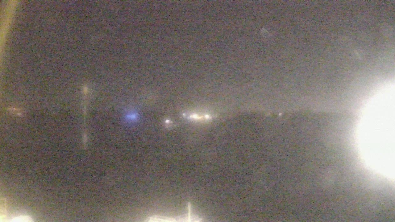 Thumbnail for current weather camera view from SBPG Port Ship Service Arabi in Arabi, Louisiana