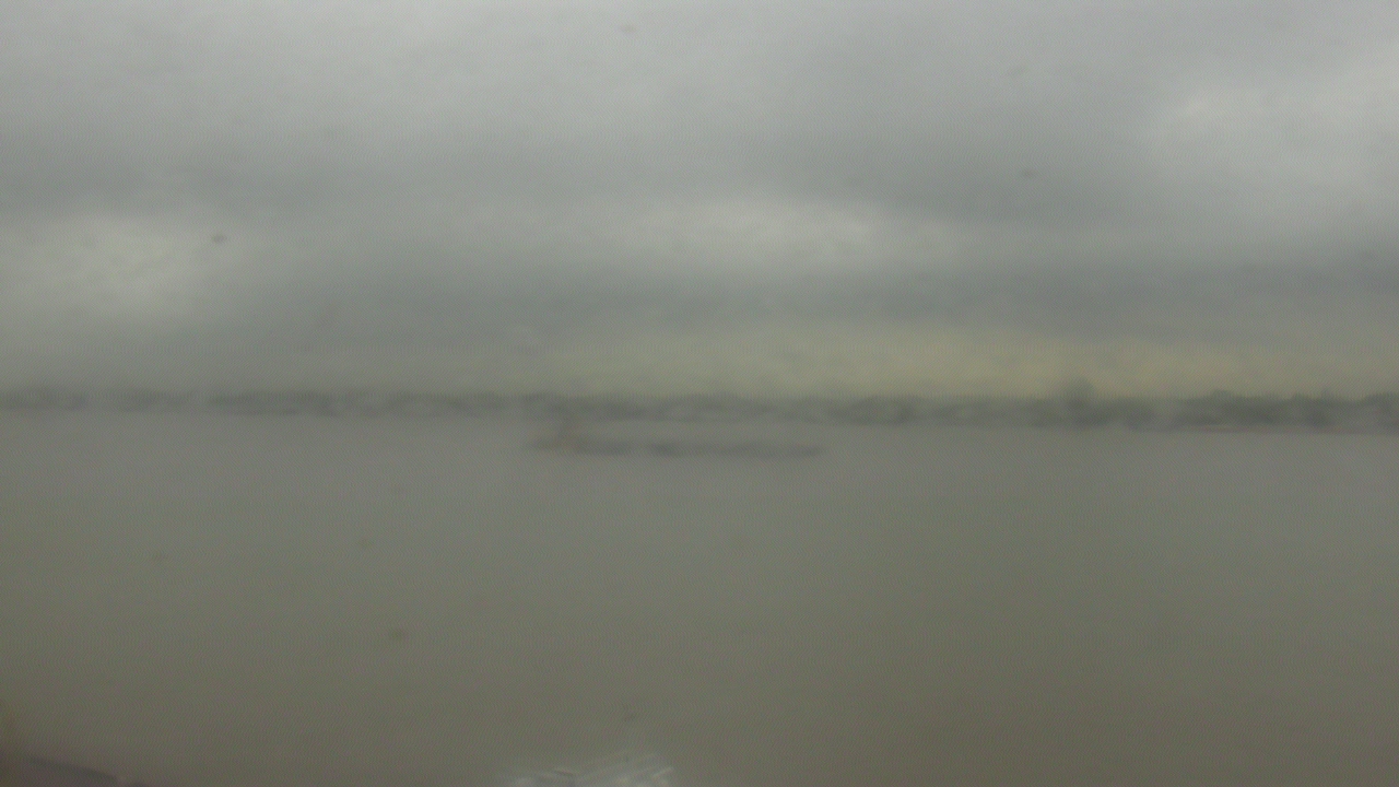 Thumbnail for current weather camera view from SBPG Port Ship Service Arabi in Arabi, Louisiana