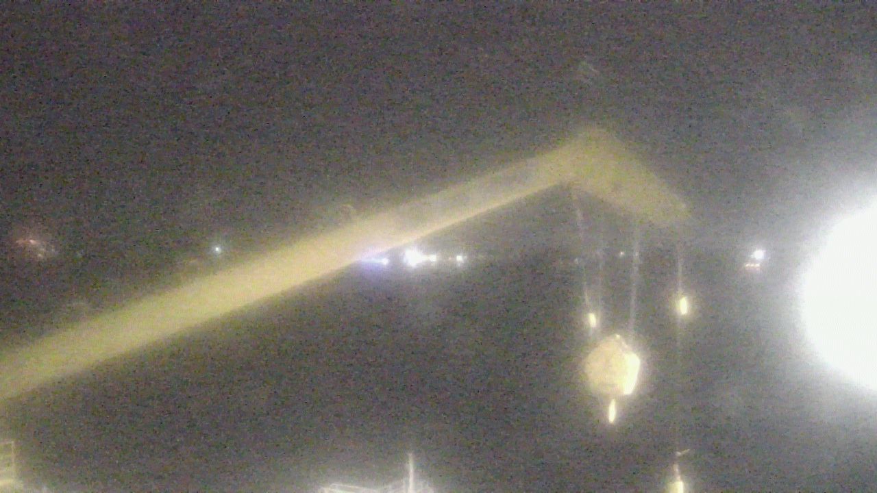 Thumbnail for current weather camera view from SBPG Port Ship Service Arabi in Arabi, Louisiana
