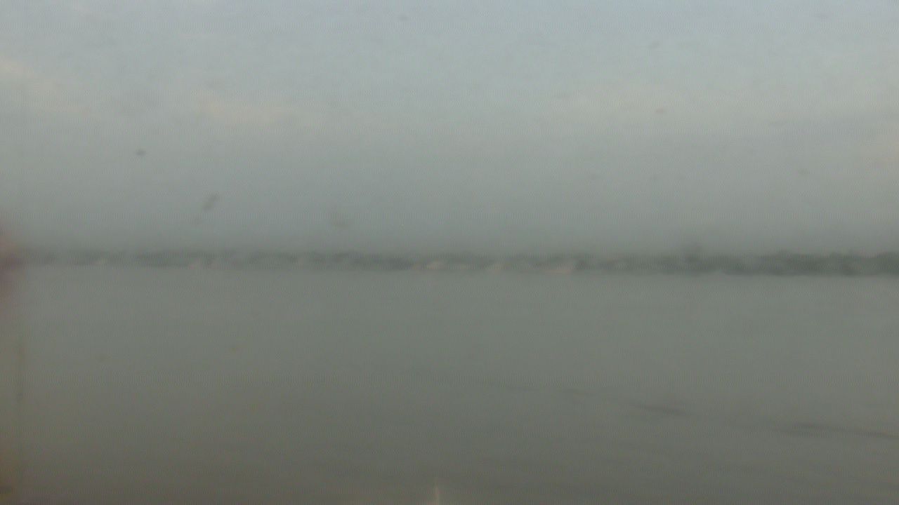 Thumbnail for current weather camera view from SBPG Port Ship Service Arabi in Arabi, Louisiana
