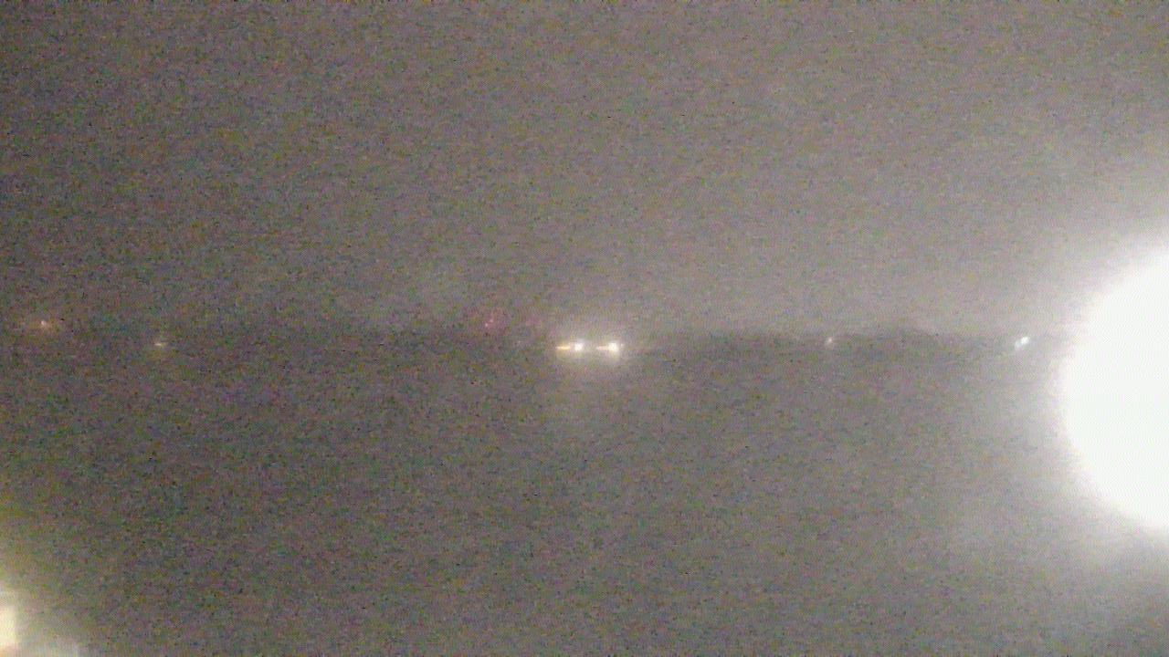Thumbnail for current weather camera view from SBPG Port Ship Service Arabi in Arabi, Louisiana