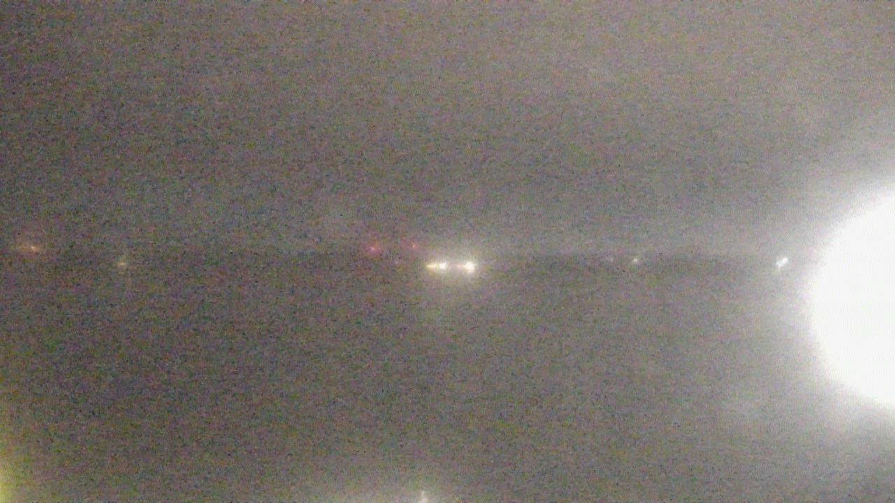 Thumbnail for current weather camera view from SBPG Port Ship Service Arabi in Arabi, Louisiana