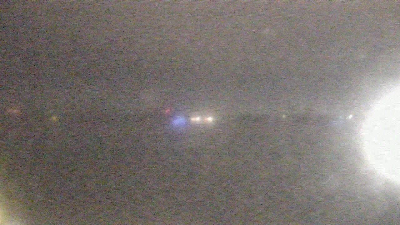 Thumbnail for current weather camera view from SBPG Port Ship Service Arabi in Arabi, Louisiana