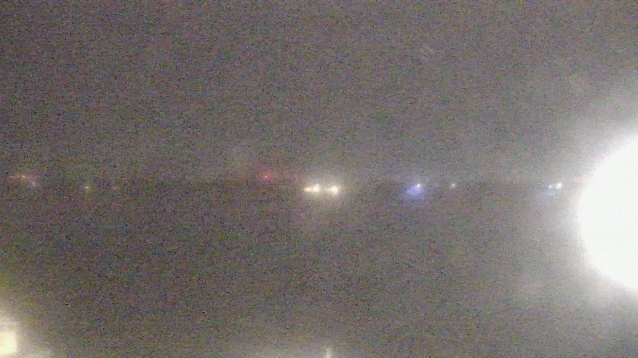 Thumbnail for current weather camera view from SBPG Port Ship Service Arabi in Arabi, Louisiana