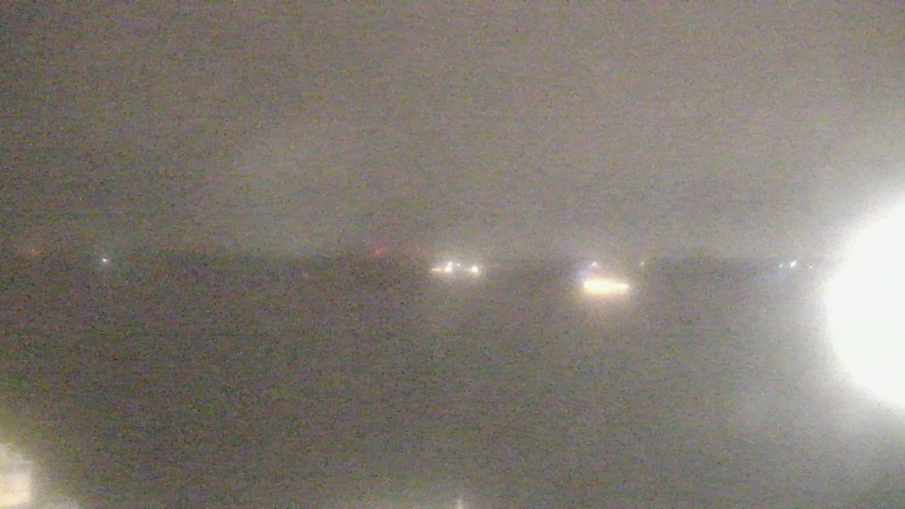 Thumbnail for current weather camera view from SBPG Port Ship Service Arabi in Arabi, Louisiana