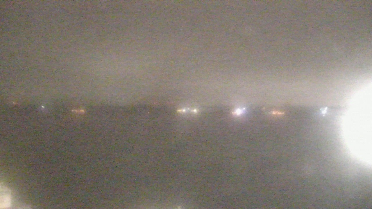 Thumbnail for current weather camera view from SBPG Port Ship Service Arabi in Arabi, Louisiana