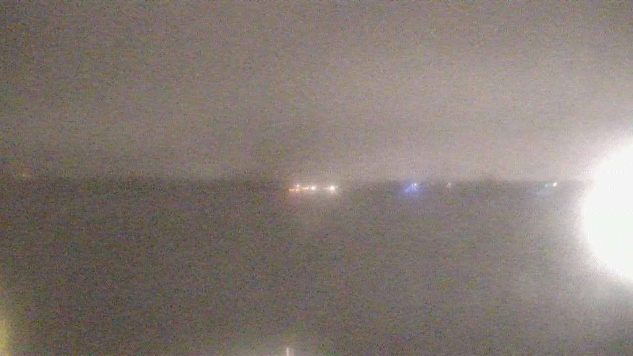 Thumbnail for current weather camera view from SBPG Port Ship Service Arabi in Arabi, Louisiana