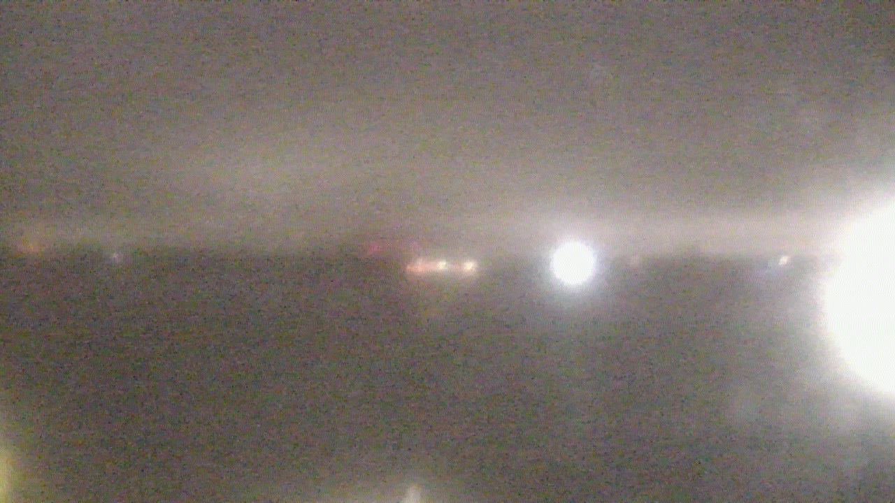 Thumbnail for current weather camera view from SBPG Port Ship Service Arabi in Arabi, Louisiana