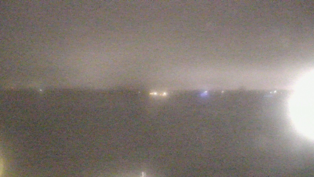 Thumbnail for current weather camera view from SBPG Port Ship Service Arabi in Arabi, Louisiana