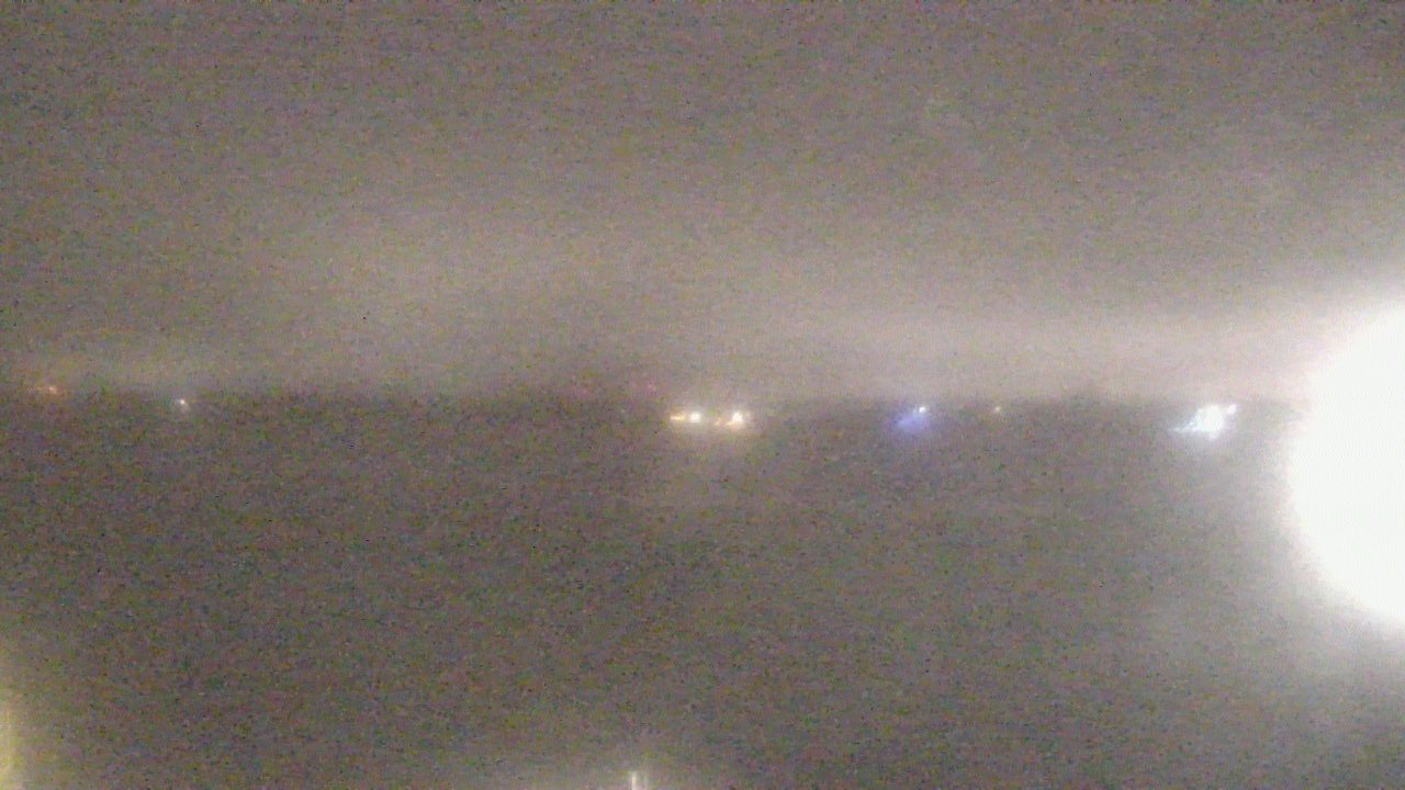 Thumbnail for current weather camera view from SBPG Port Ship Service Arabi in Arabi, Louisiana