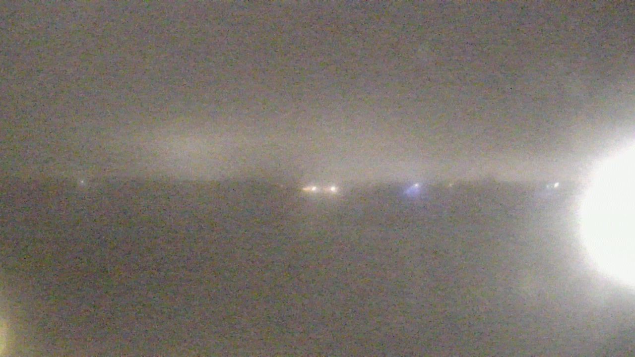 Thumbnail for current weather camera view from SBPG Port Ship Service Arabi in Arabi, Louisiana