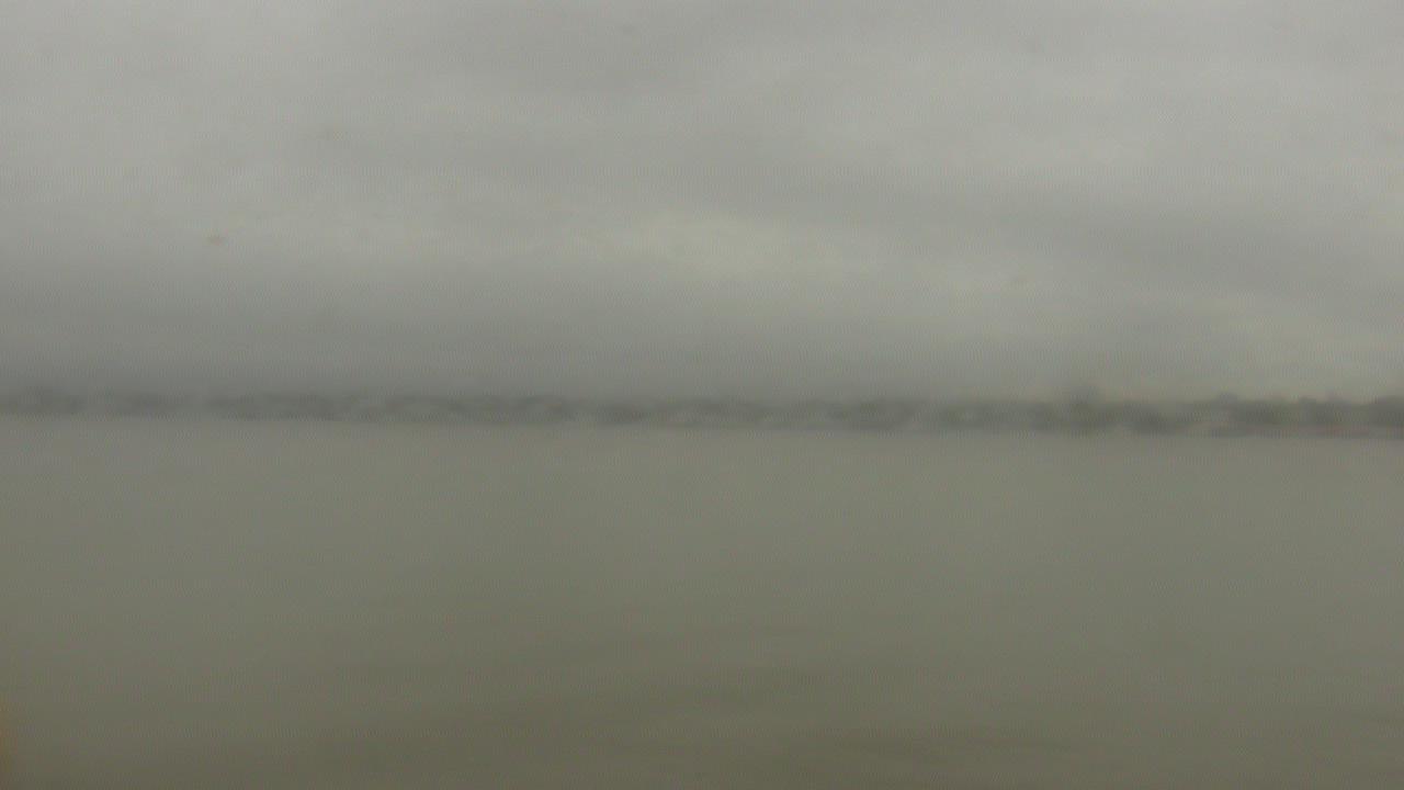 Thumbnail for current weather camera view from SBPG Port Ship Service Arabi in Arabi, Louisiana