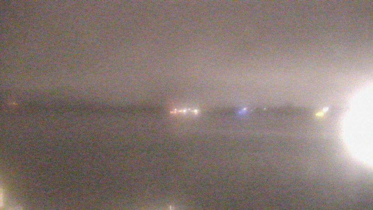 Thumbnail for current weather camera view from SBPG Port Ship Service Arabi in Arabi, Louisiana