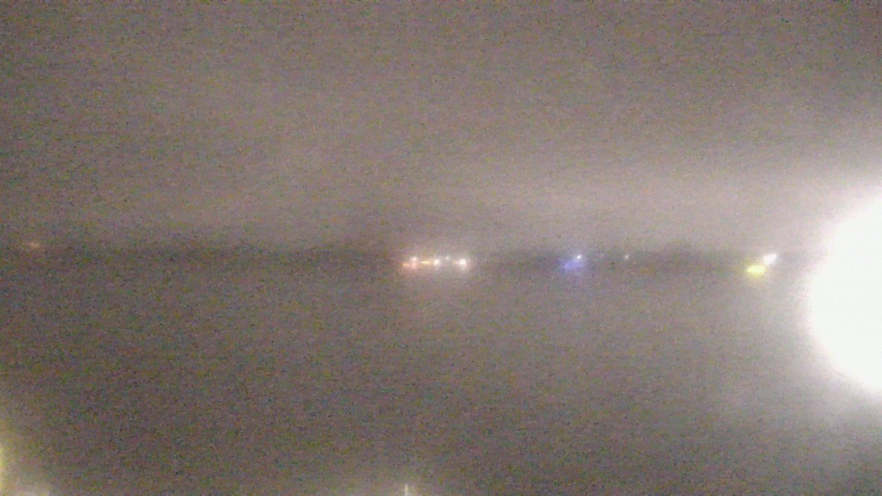 Thumbnail for current weather camera view from SBPG Port Ship Service Arabi in Arabi, Louisiana