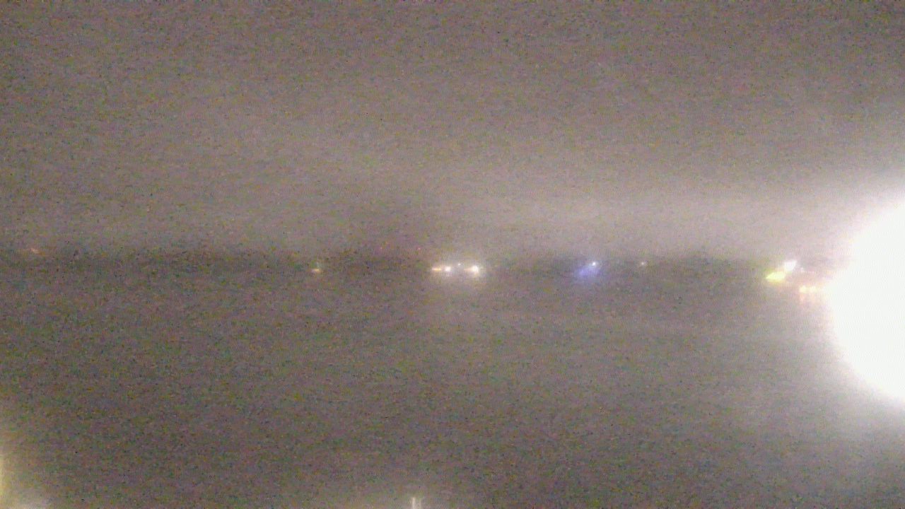 Thumbnail for current weather camera view from SBPG Port Ship Service Arabi in Arabi, Louisiana