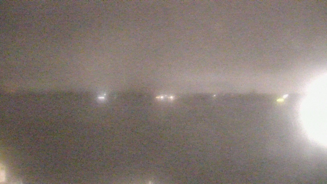 Thumbnail for current weather camera view from SBPG Port Ship Service Arabi in Arabi, Louisiana