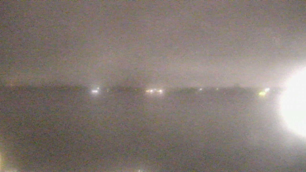 Thumbnail for current weather camera view from SBPG Port Ship Service Arabi in Arabi, Louisiana