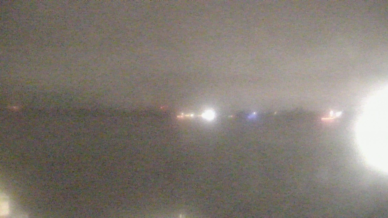 Thumbnail for current weather camera view from SBPG Port Ship Service Arabi in Arabi, Louisiana