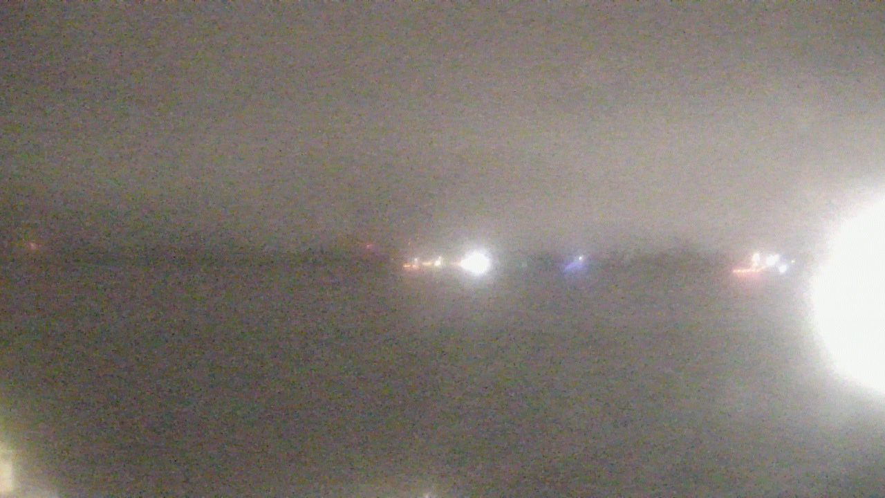 Thumbnail for current weather camera view from SBPG Port Ship Service Arabi in Arabi, Louisiana