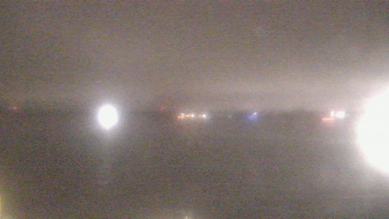 Thumbnail for current weather camera view from SBPG Port Ship Service Arabi in Arabi, Louisiana