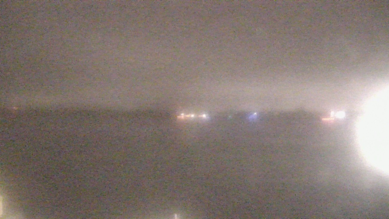 Thumbnail for current weather camera view from SBPG Port Ship Service Arabi in Arabi, Louisiana