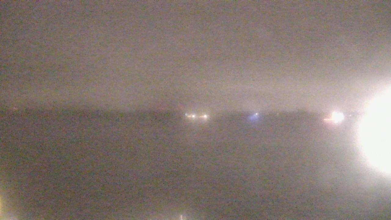 Thumbnail for current weather camera view from SBPG Port Ship Service Arabi in Arabi, Louisiana